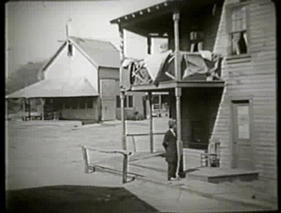 Charlie Chaplin's 'West of Hot Dog'