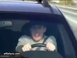 (1) اگر آپ موٹروے پر ہیں تو زرا دھیان سے ایسا بھی ہو... - Meri Jan Mera Pakistan