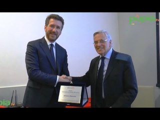 Napoli - Premio Alumni Ipe al presidente Svimez, Adriano Giannola (18.06.16)