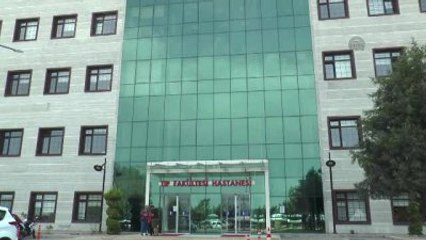 Eşinin Tedavisi İçin Sosyal Medyada Yardım Kampanyası Başlattı
