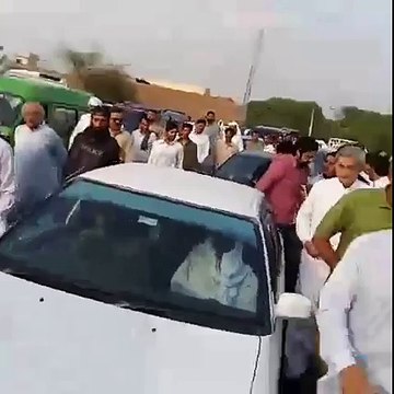 Imran Khan Walking to Janaza-gah of PTI MPA Siddique Khan
