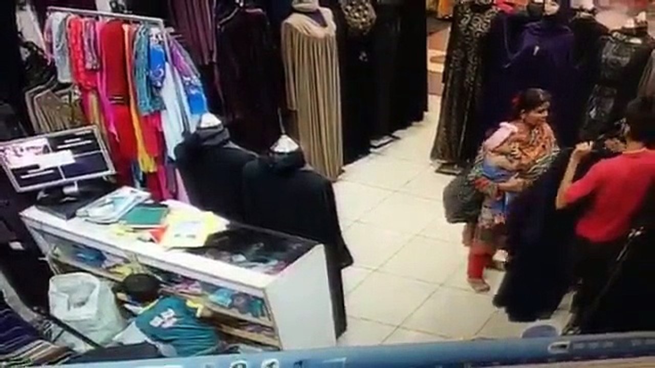 See What This Little Kid Did In Store