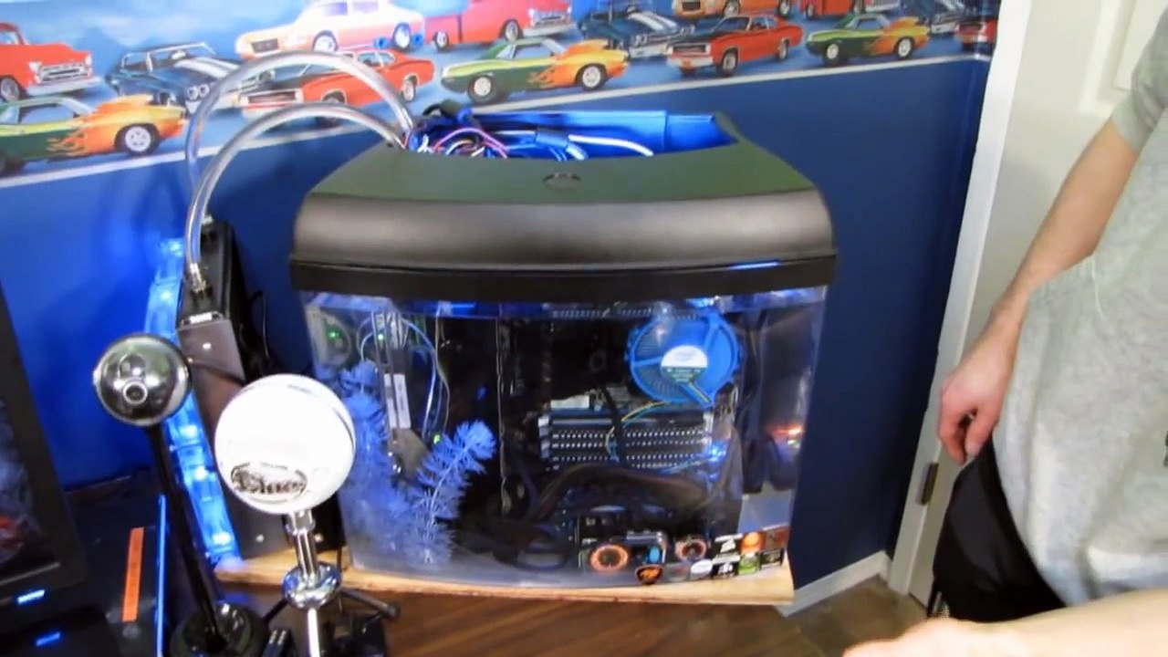 Personal Project - Slick s Oil Cooled PC Computer Showcase Linus Tech Tips