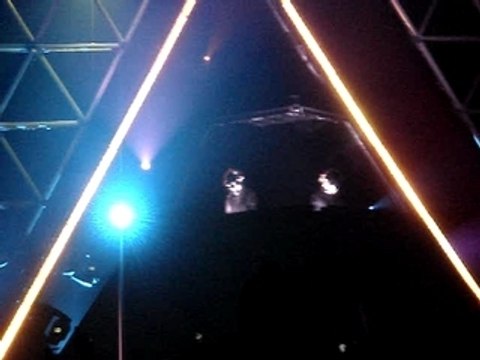 Daft Punk Harder Better Faster Stronger Bercy 2007