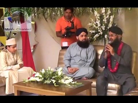 Muhammad Owais Raza Qadri New HQ Latest Pvt Full Mahfil e Naat 2016 At Faisalabad