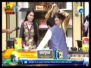 Custard Khaye Gah Custard ? Aamir Liaquat Back In Action