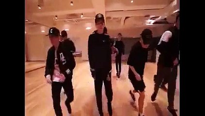 Exo Monster Dance Practise
