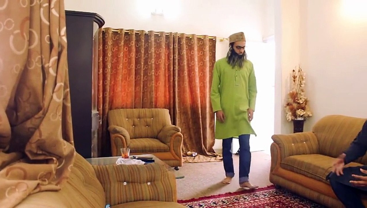 This Hilarious Parody of Aamir Liaquat Broke Every Record of Parody