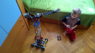 2016.03.26 - LEGO construction crane (Строительный кран из ЛЕГО)