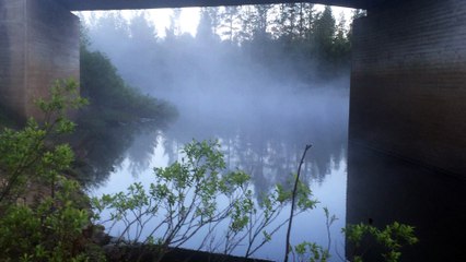 شمال فنلندا ليلا ...شاهد بخار من الماء