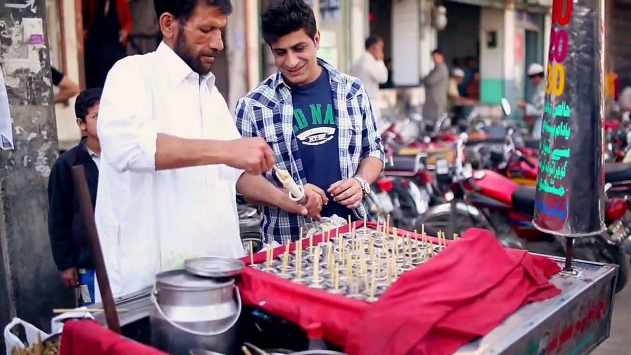 Famous Qulfi (قلفی ) in Gujranwala City Pakistan