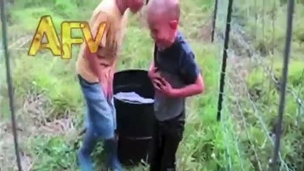 TRY NOT TO LAUGH-Funny Kid Fails Compilation 2016 - YouTube