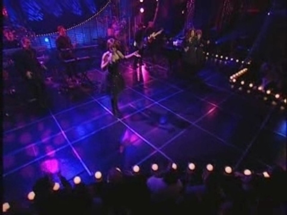 Donna Summer - Bad Girls (Live & More Encore)