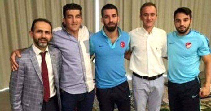 Milli Futbolcular, Teravih Namazına Gitti