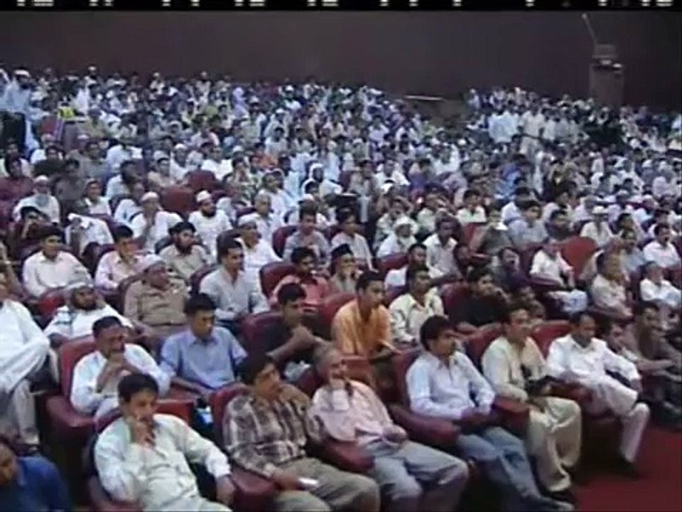 Aurangzeb Forcibly Converted Hindus Into Muslims - Dr Zakir Naik Islam Kay Mutalliq Galat Fahmiyaan