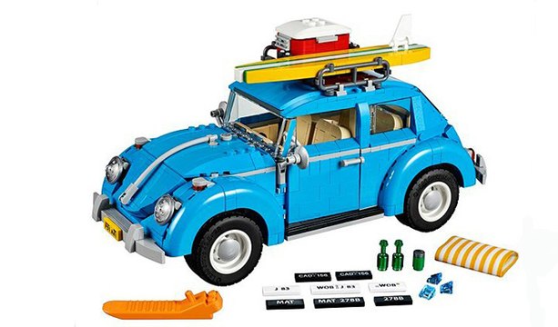 VÍDEO: Monta pieza a pieza este Volkswagen New Beetle de Lego