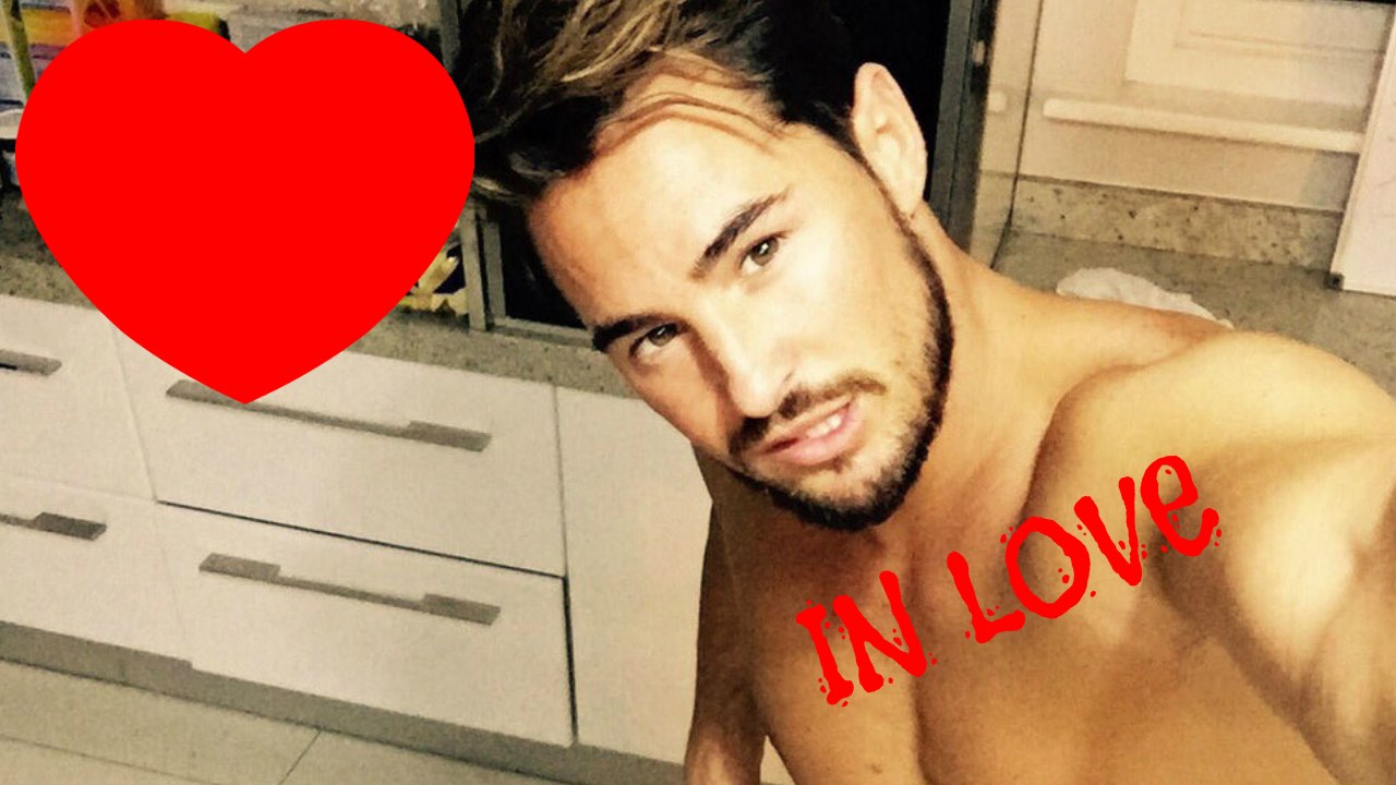 #MELAA : Rémi en couple ? Il s'affiche en compagnie d'une mystérieuse brune