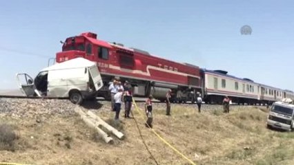 Hemzemin Geçitte Kaza: 7 Ölü, 2 Yaralı (3)