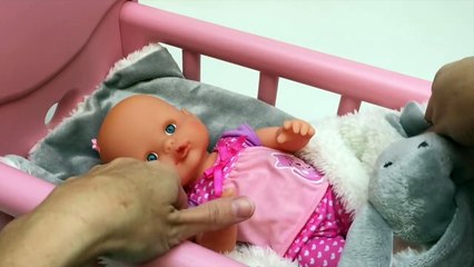 Spiderbaby Vomits On Daddy Spiderman_46