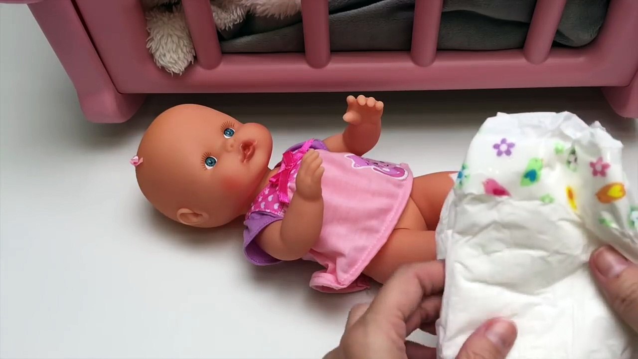 Spiderbaby Vomits On Daddy Spiderman_51