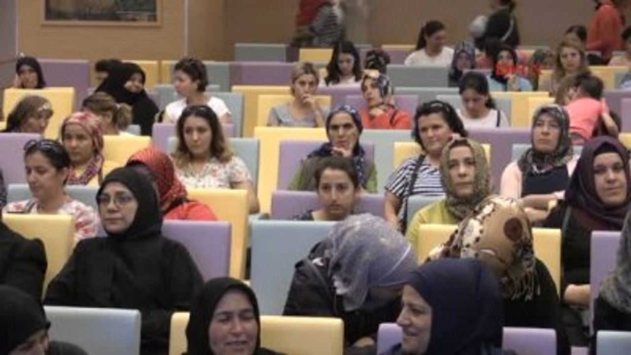 Antalya Travmatik Olayları Çocuğunuzla Konuşun