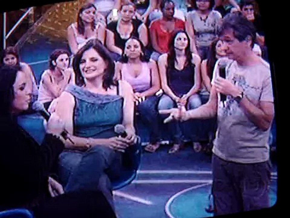 Ana Carolina no Altas Horas 16/12/2006 (parte 29)