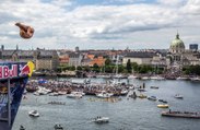 Adrénaline - Plongeon : Gary Hunt survole l'étape danoise du Red Bull Cliff Diving World Series 2016