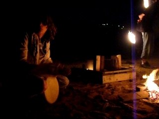 Laas et Pol aux percus, Jean-Marc au staff