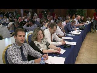 Leskaj: Korrupsioni kërcënon ekonominë - Top Channel Albania - News - Lajme