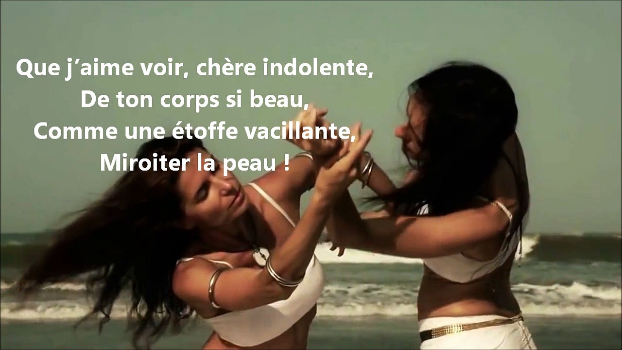 LE SERPENT QUI DANSE