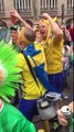 Les Irlandais chantent Dancing Queen avec les Suédois