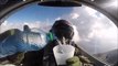 Boire de l'eau dans un avion de chasse