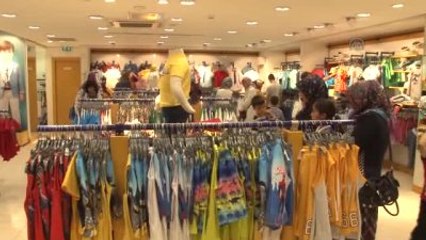 Afyonkarahisar İhh'dan Yetimlere Kıyafet Yardımı