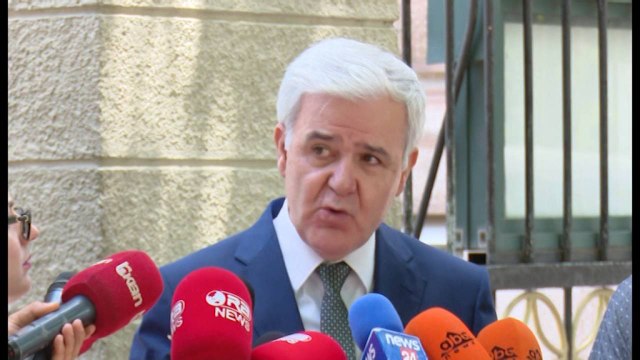 KOMISIONI PER REFORMEN NE DREJTESI FILLON DISKUTIMIN E LIGJEVE,OPOZITA BOJKOTON LAJM mpg