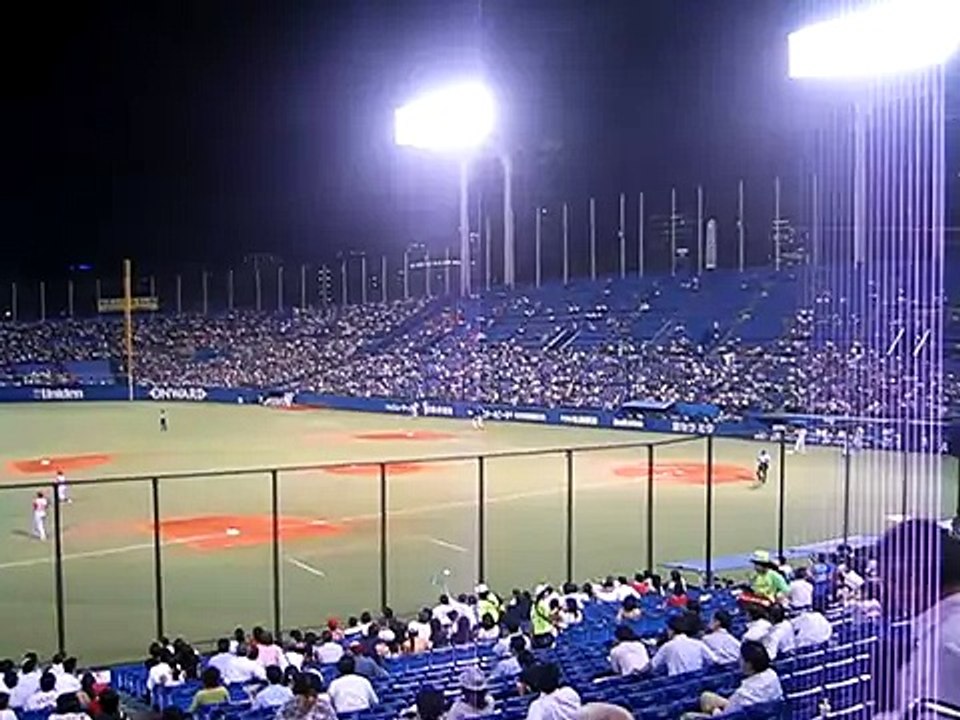 Tokyo Yakult Swallows vs Hiroshima Carps 07/24/07