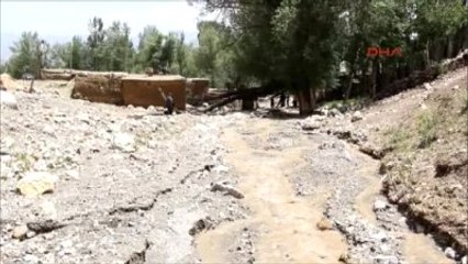 Başkale? de Aşırı Yağışlar Sele Neden Oldu