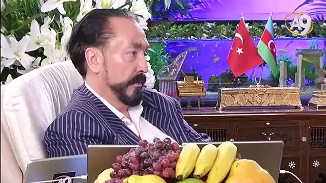 Münafıklar kendilerini Müslümanlardan üstün gördükleri için şeytan gibi züppe olurlar
