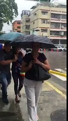 En Carabobo tampoco los detuvo la lluvia para validar las firmas