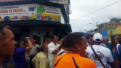 En Delta Amacuro no dejaron de hacer su cola para validar sus firmas