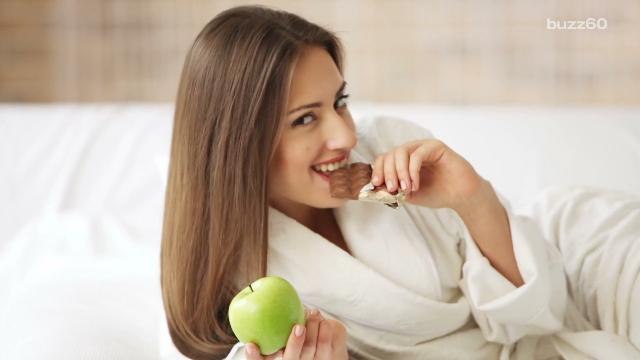 Study Shows Eating Chocolate Improves Brain Functions