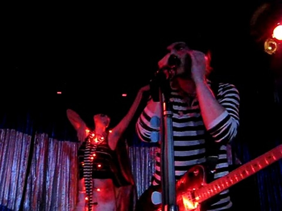 The Hot Rats - Caught By The Fuzz (Supergrass) @ Spaceland 1/19/10