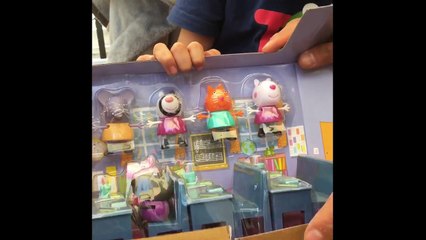 Peppa Pig Escuela. Peppa va a la escuela playset juguetes para bebes videos de peppa jugando a peppa