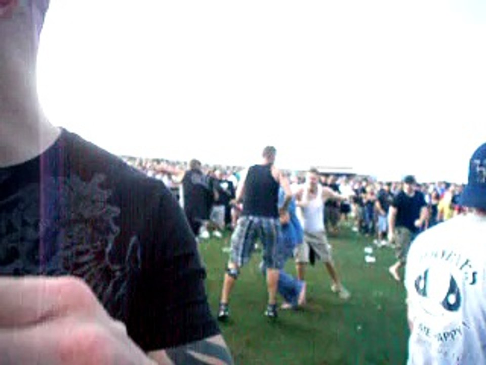 Mosh Pit Buzzfest 25