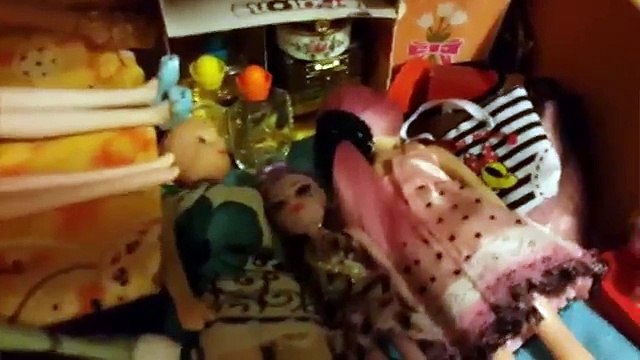 Monster high y barbies - pijama party de terror parte 3