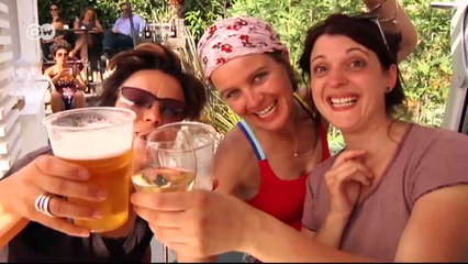 Voll gepackt: Christos "Floating Piers” | Euromaxx