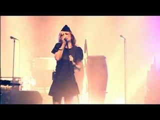 Goldfrapp - Yes, sir [Live] 2004