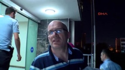 Atatürk Havalimanı'nda Attığı İddia Edilen Bir Tweet Nedeniyle Gözaltına Alınan Hürriyet Gazetesi...