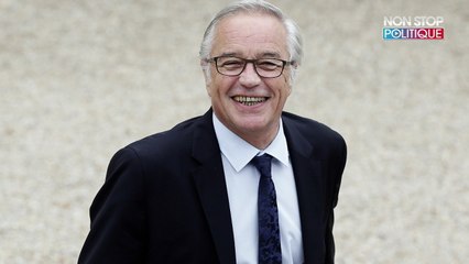 Un slip de François Rebsamen vendu aux enchères ?