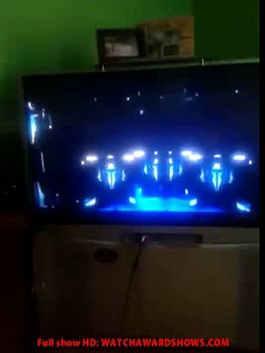 Watch Usher full performance BET Awards 2016