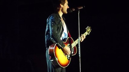 30 Seconds to Mars - Night of the Hunter  Acoustic - Rome June 2011